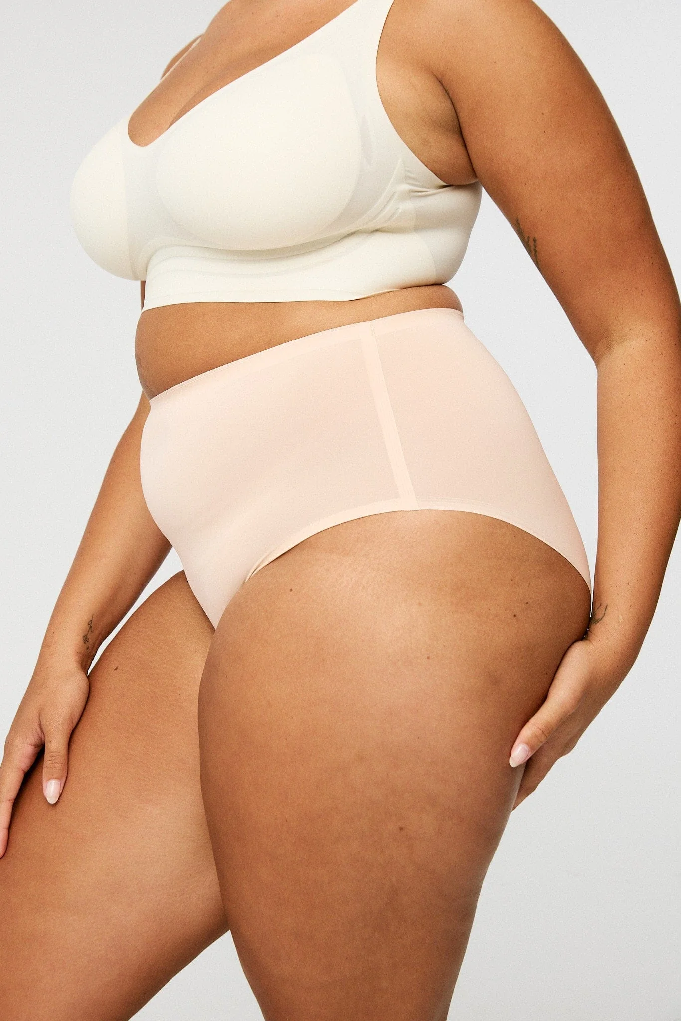 BioFlex™ Ultra Seamless Full Brief - Image 16