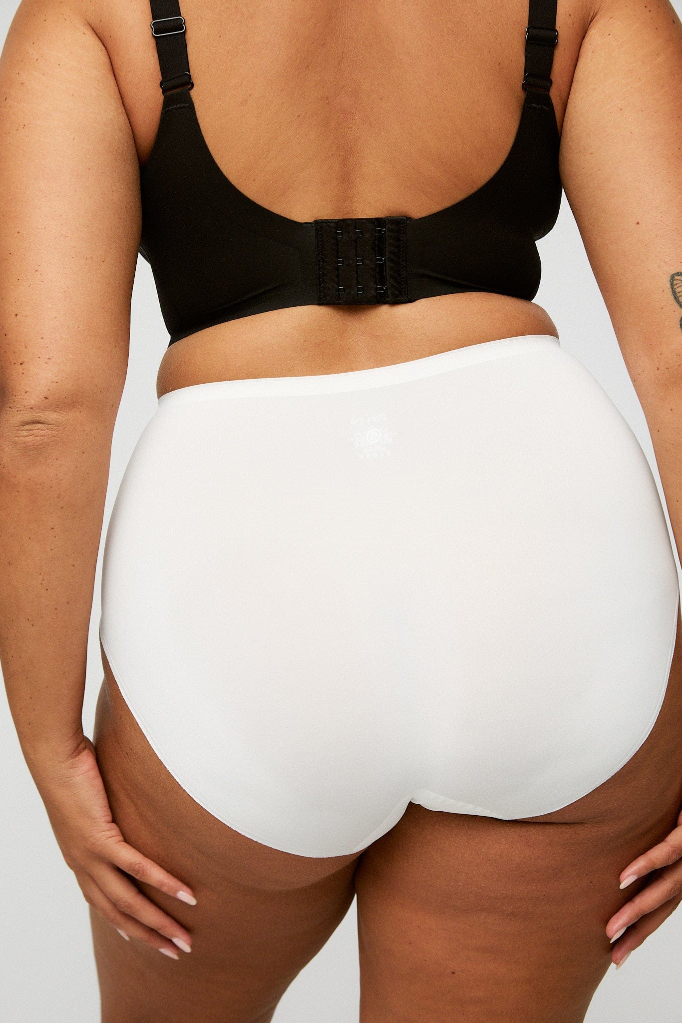 BioFlex™ Ultra Seamless Full Brief - Image 8