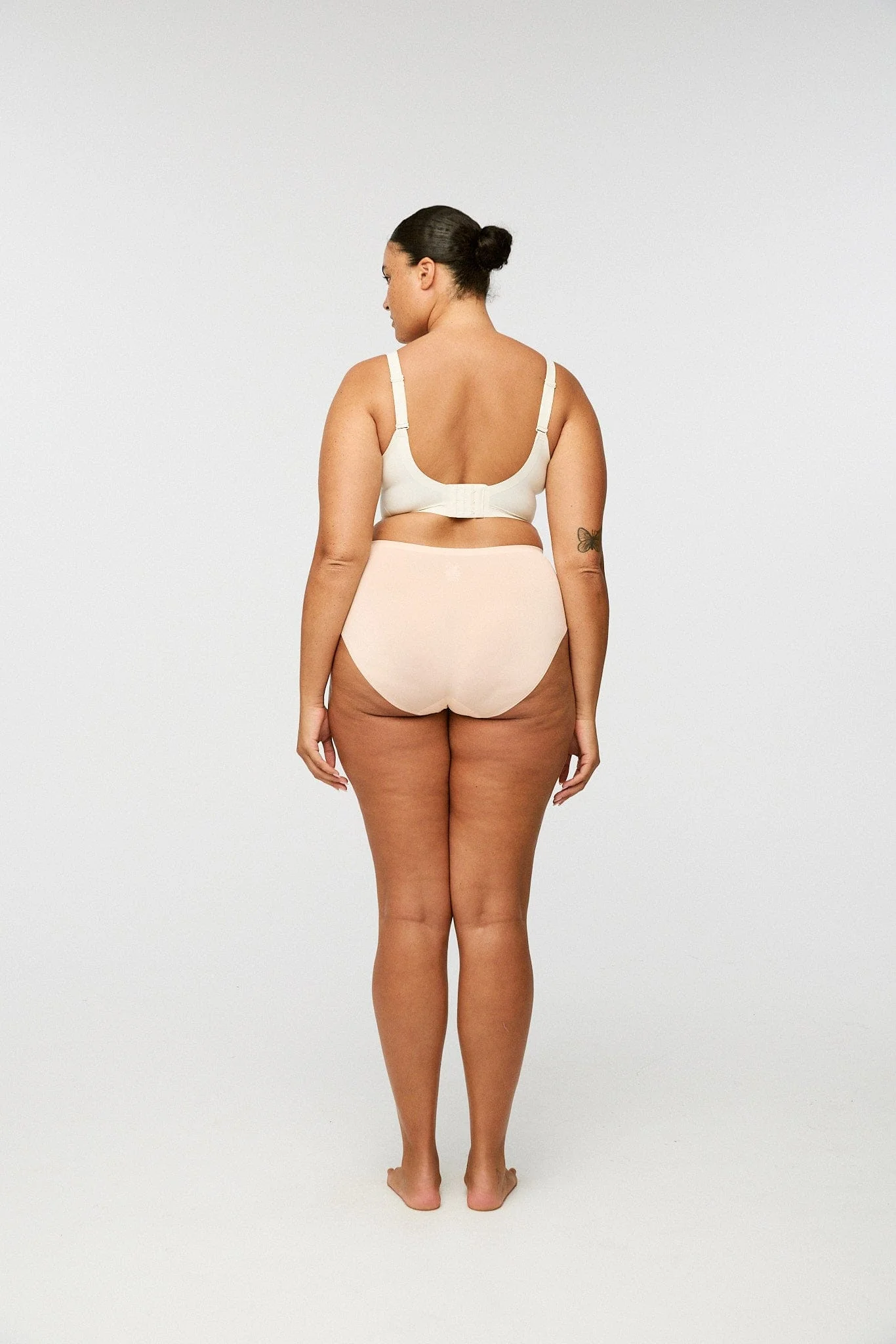 BioFlex™ Ultra Seamless Mid Brief - Image 16