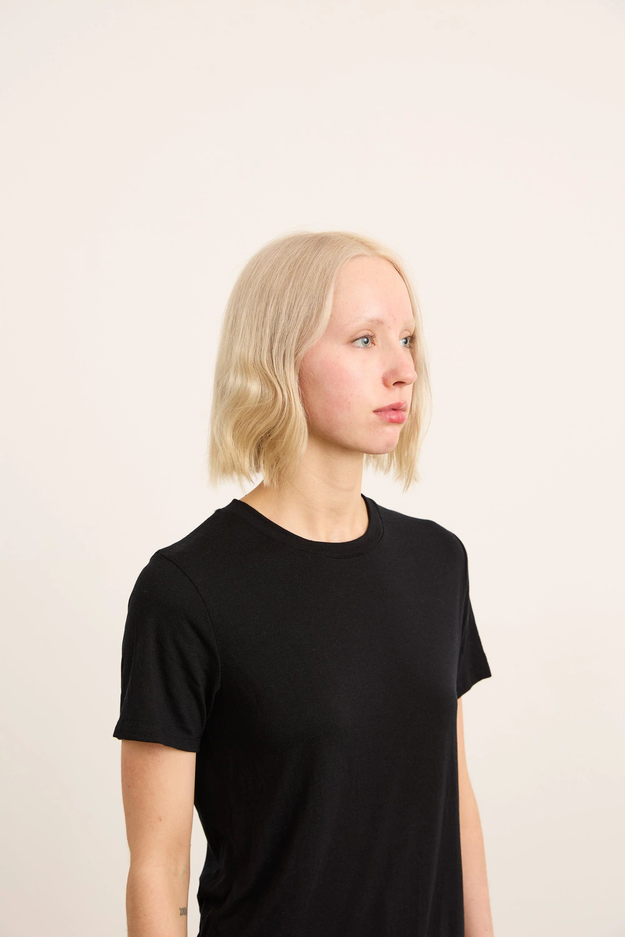 Women's BreezeBlend™ Crew neck T-shirt - Image 28