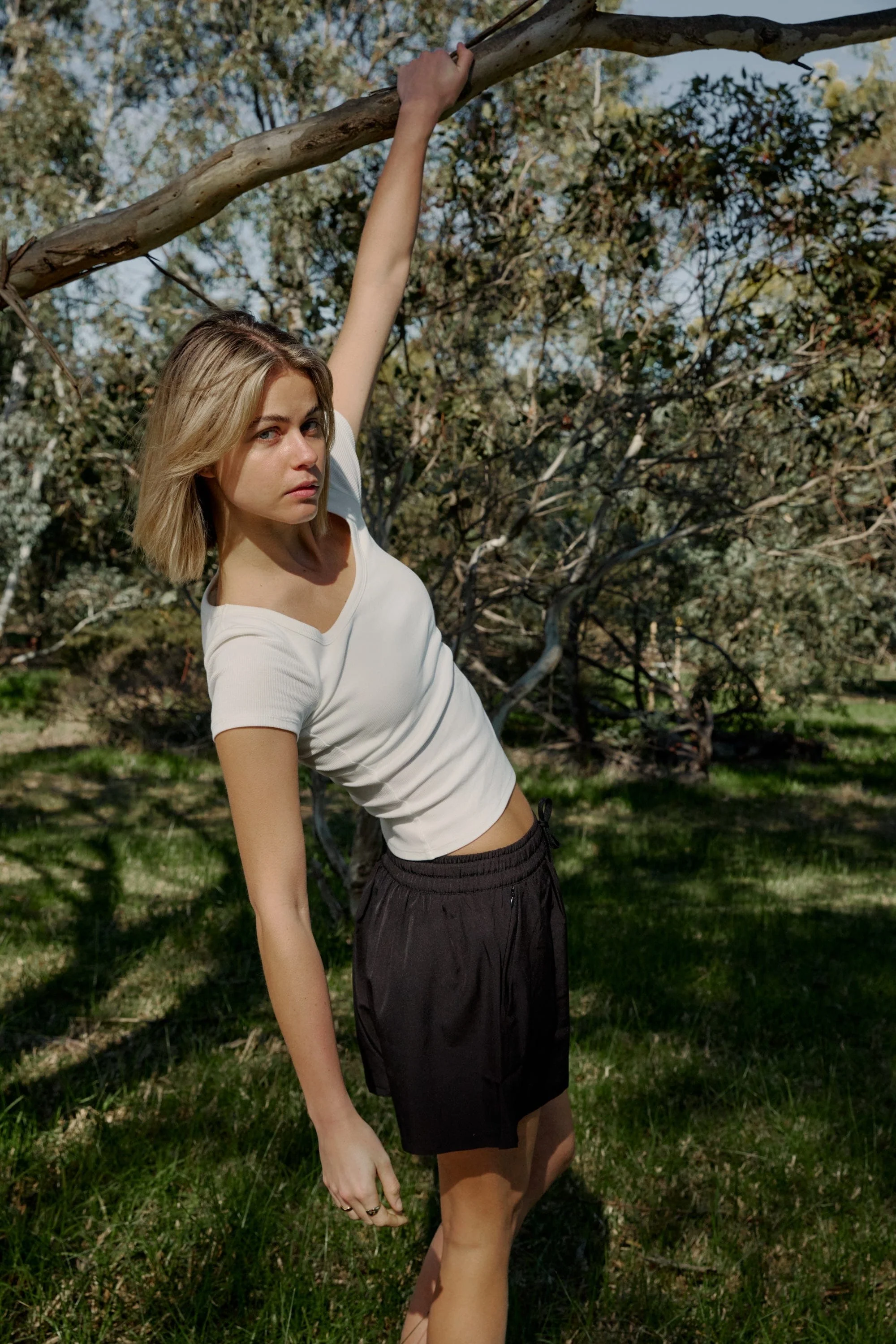 Women's Organic Cotton Ribbed T-shirt - Image 10