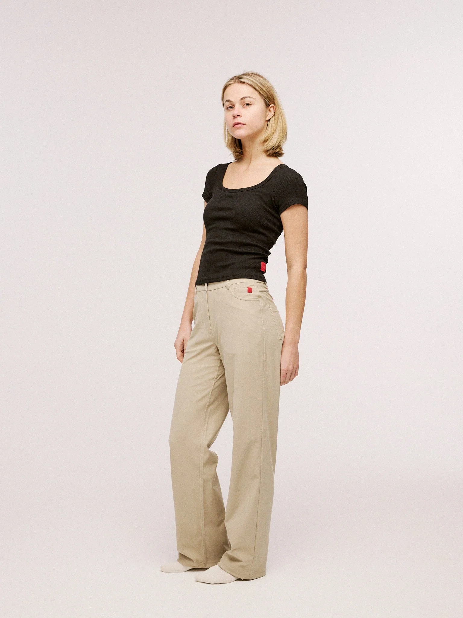 Women's Organic Cotton Ribbed T-shirt - Image 24