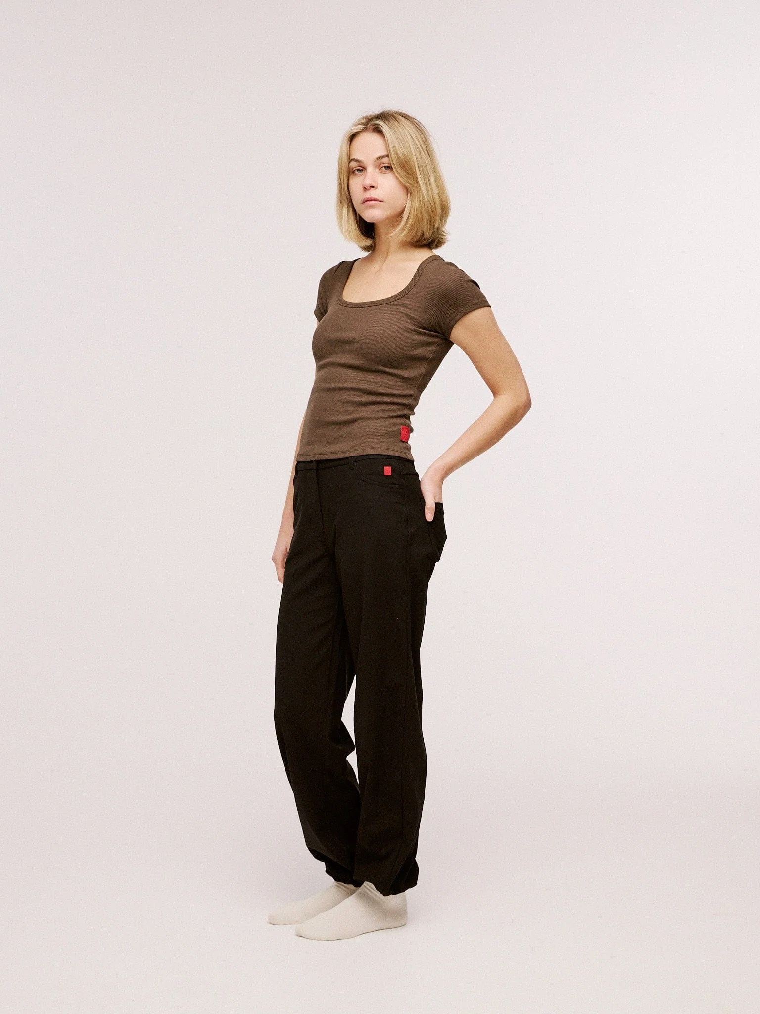 Women's Organic Cotton Ribbed T-shirt - Image 34